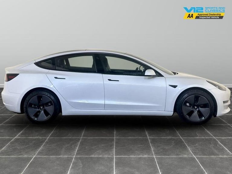 2021 Tesla Model 3 (Dual Motor) Long Range Auto 4WDE 4dr Automatic Saloon Electric Automatic