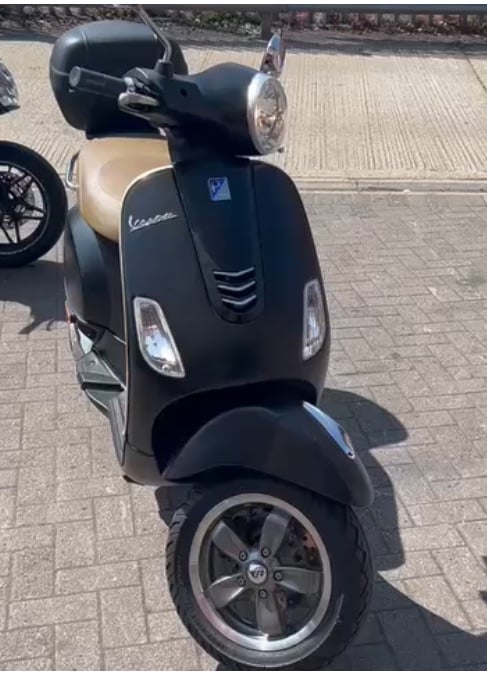 Vespa, 2021, 125 (cc) MOPED