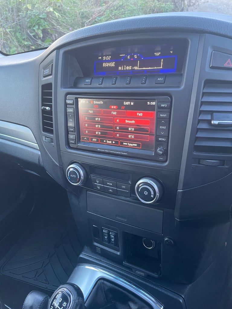 Mitsubishi, SHOGUN, Estate, 2007, Manual, 3200 (cc), 3 doors