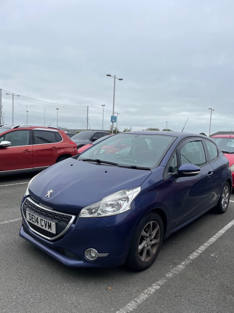 Peugeot, 208, Hatchback, 2014, Manual, 1398 (cc), 3 doors