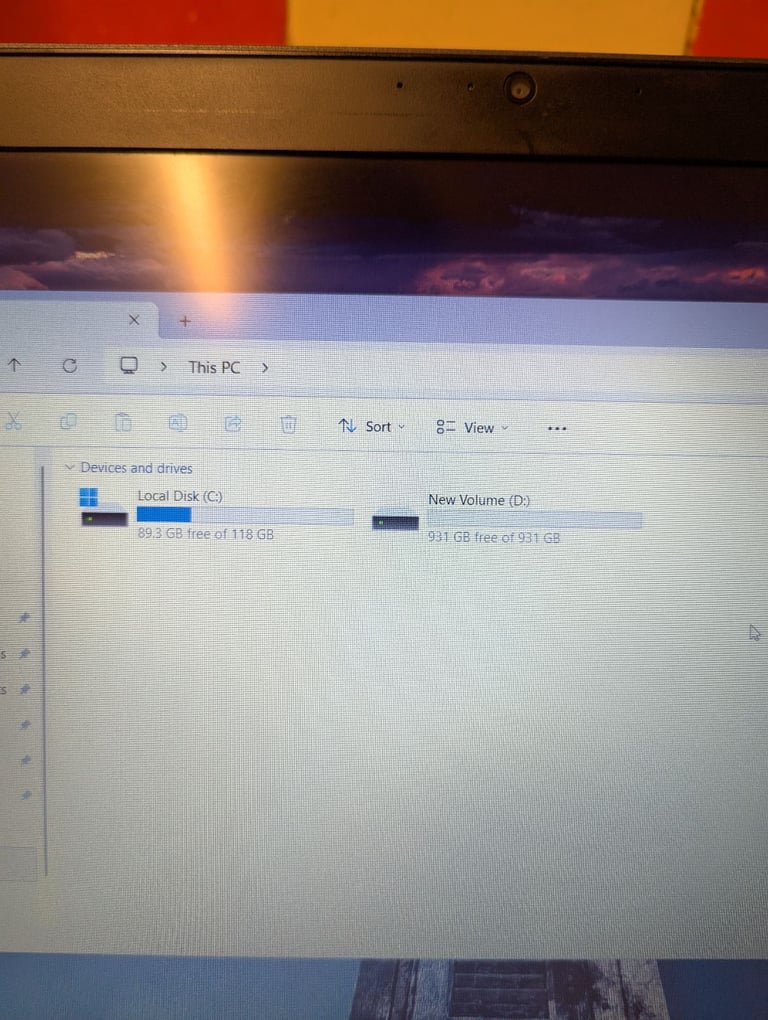 Hp pavilion laptop Windows 11 i5-5th 8GB warranty