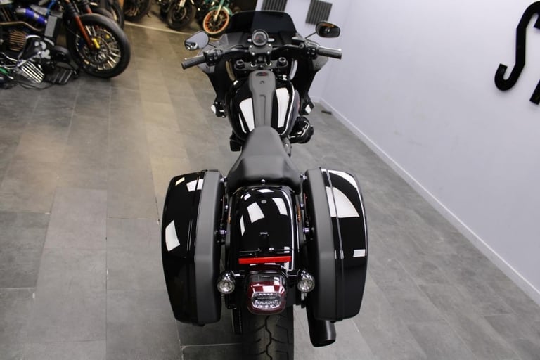 2025 Harley-Davidson FXLRST Softail Low Rider ST in Vivid Black 