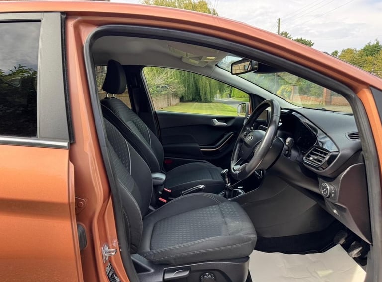 2017 (67) FORD FIESTA 1.0T TITANIUM B&O PLAY LONG MOT JUST SERV STUNNING COLOUR!