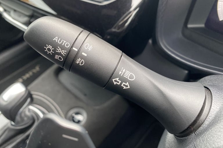 2024 Nissan Juke 105028 Hatchback Petrol Automatic