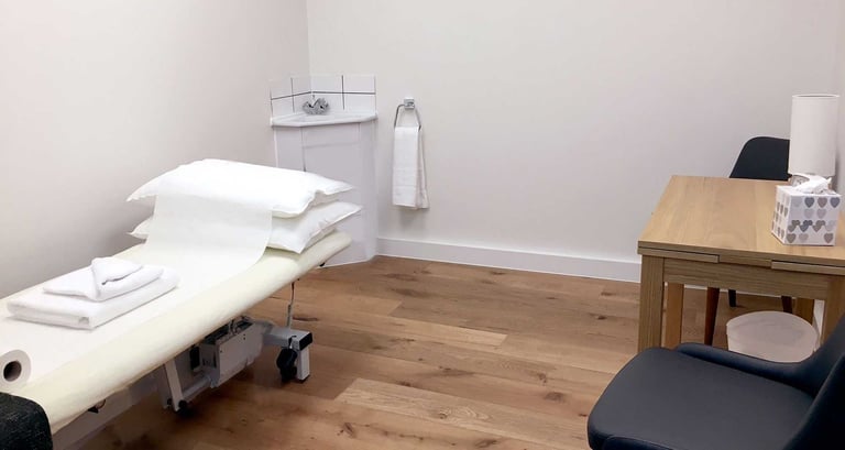 Treatment Rooms to rent from £15/hr – Light Centre Monument (Bank/ Monument Station)