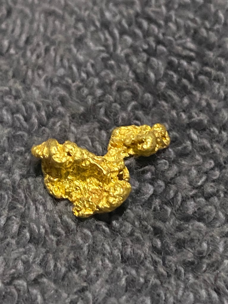 4.19g raw gold Australian nuggets available 