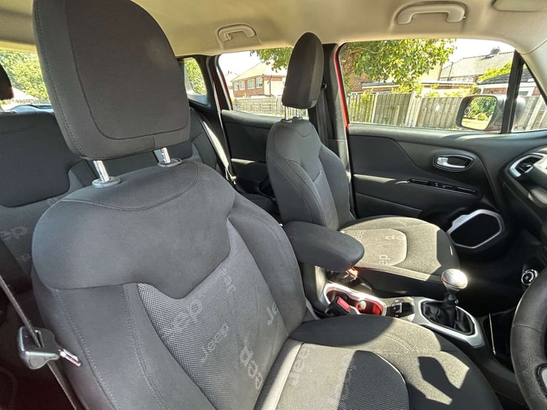 2015 Jeep Renegade 1.6 E-torQ Sport 5dr ESTATE PETROL Manual