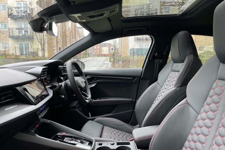 2025 Audi RS3 2.5 TFSI Carbon Black Saloon 4dr Petrol S Tronic quattro Euro 6 (s/s) (400  SALOON ...
