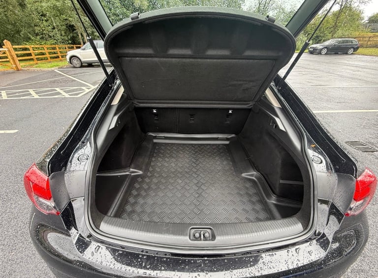 FULL SERVICE HISTORY JUST SERVICED MOTD TO JULY EXCELLENT CONDITION!!