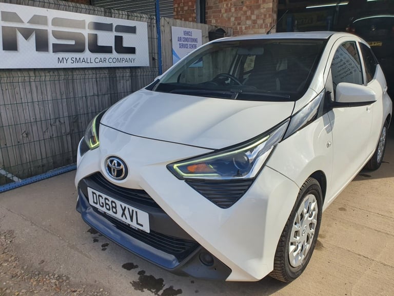 2018 Toyota AYGO X-PLAY VVT-I 998cc petrol
