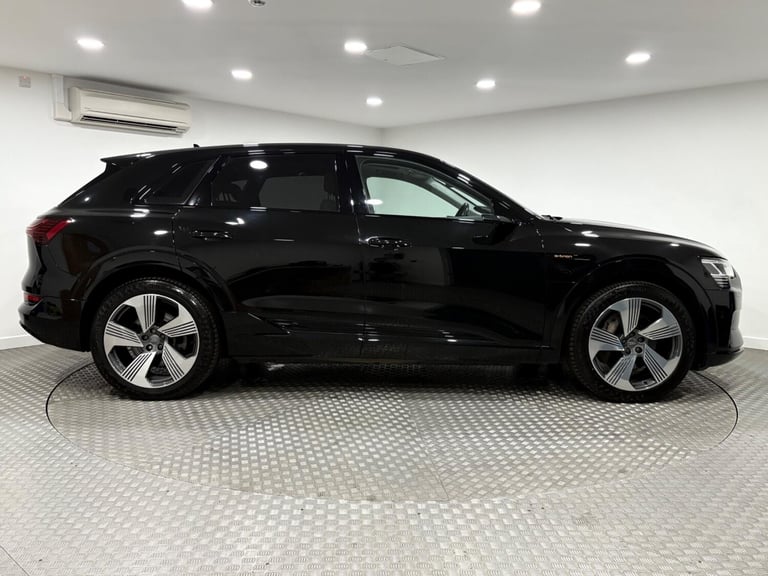  Audi e-tron 55 Launch Edition Auto quattro 5dr 95kWh Electric Automatic