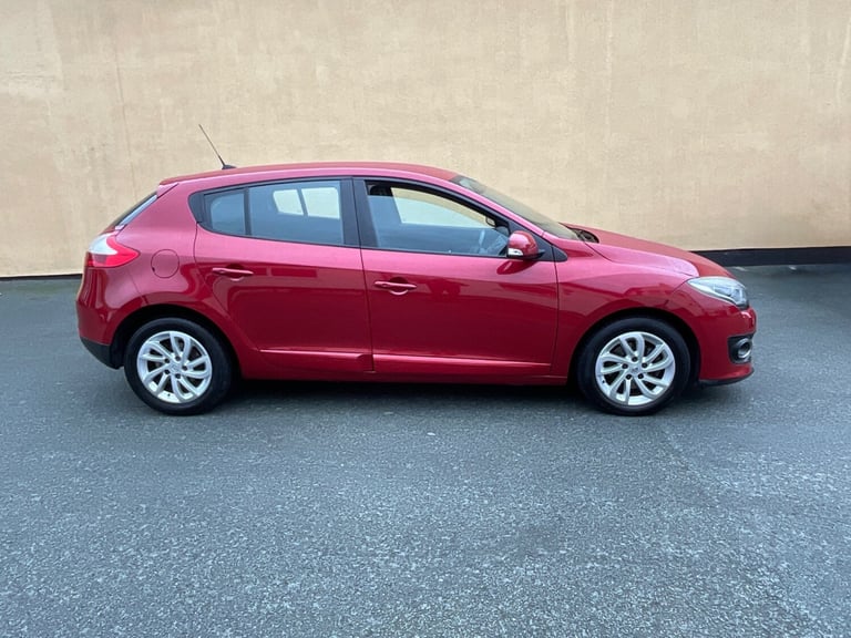 2014 Renault Megane 1.5 dCi Dynamique TomTom Energy 5dr HATCHBACK Diesel Manual