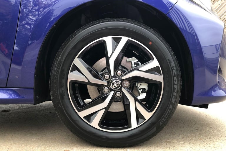 2025 Toyota Yaris 1.5 Hybrid Design 5dr CVT HATCHBACK PETROL/ELECTRIC Automatic