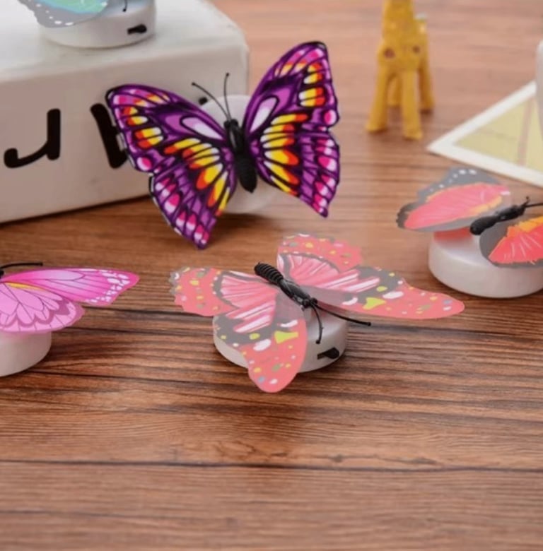 5 LED BUTTERFLY NIGHT LIGHTS CREATIVE COLOURFUL GLOWING WALL LIGHT STICKABLE PAD