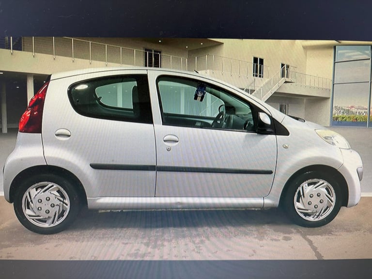 PEUGEOT 107 1.0 12V Active 2013