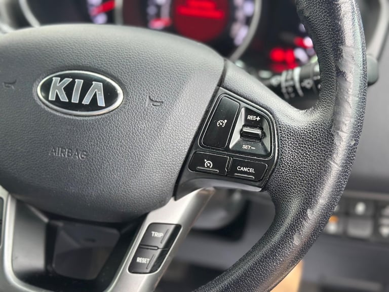 2012 Kia Rio 1.4 3 Euro 5 5dr HATCHBACK Petrol Manual