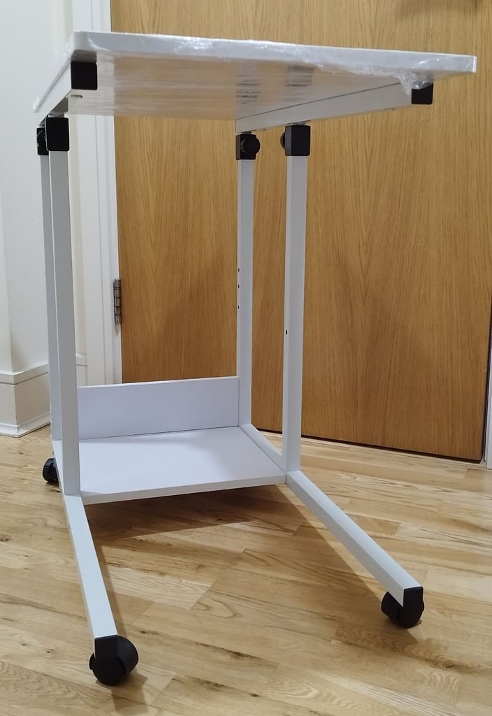 Dripex C-Shaped Side Table