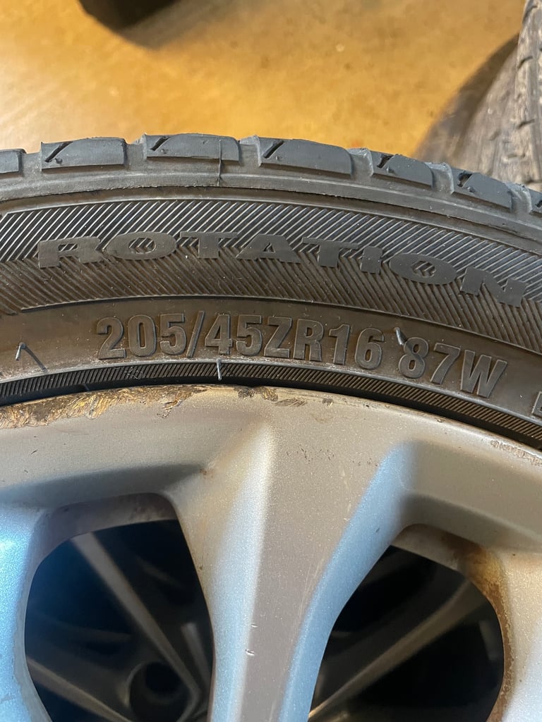 Ford fiesta 16 inch alloy wheels New tyres 