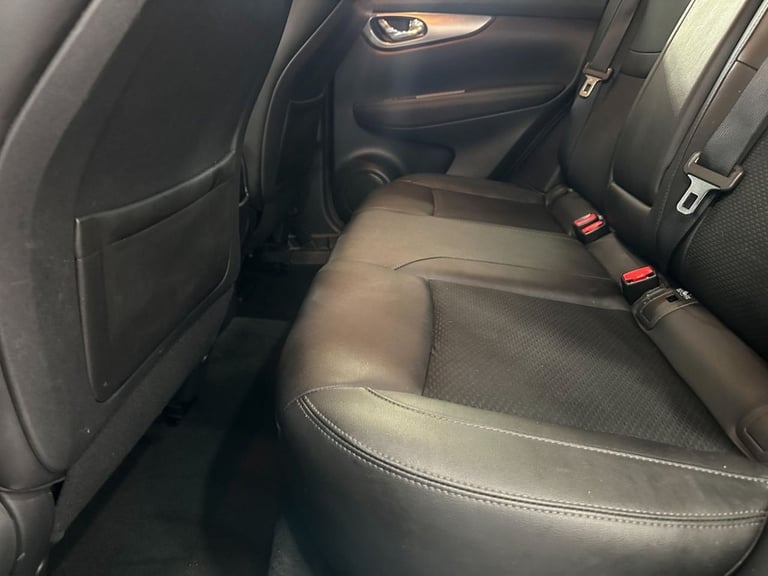2019 Nissan Qashqai 1.5 dCi Tekna SUV 5dr Diesel Manual Euro 6 (s/s) (115 ps) HATCHBACK Diesel Ma...