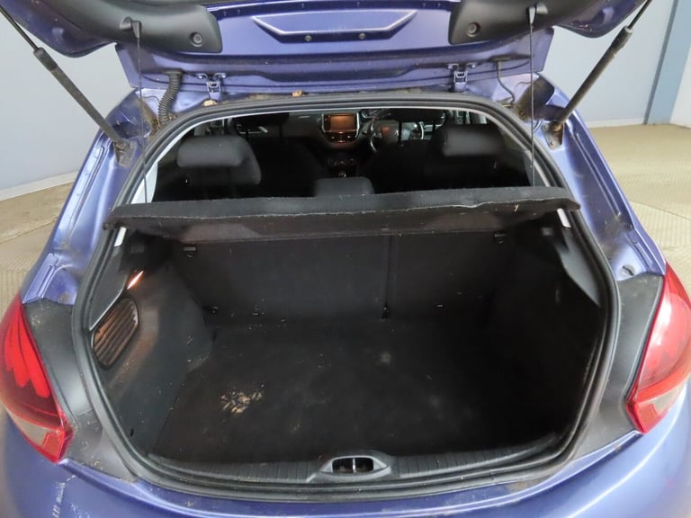 2015 Peugeot 208 1.2 PureTech 82 Allure 5dr HATCHBACK PETROL Manual