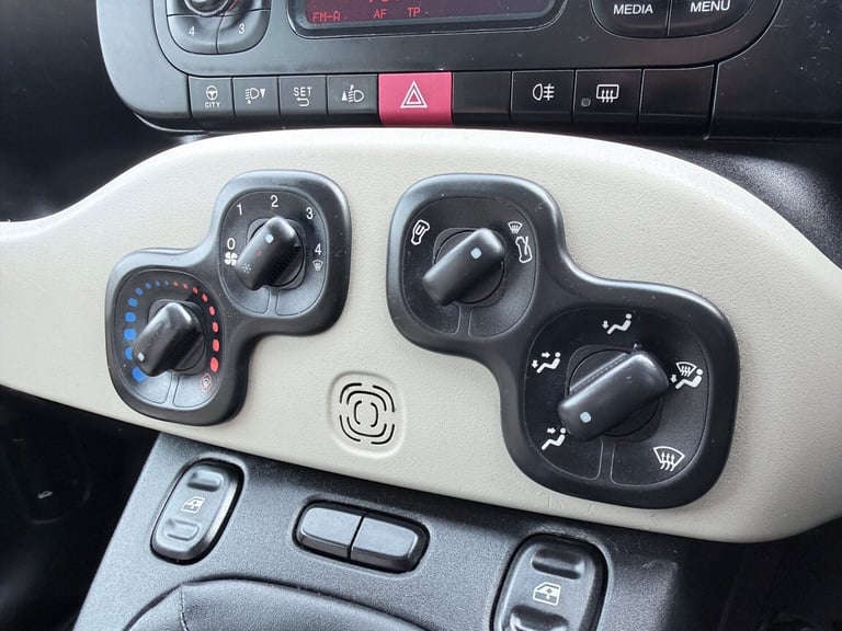 2014 Fiat Panda 1.2 EASY Hatchback Petrol Manual
