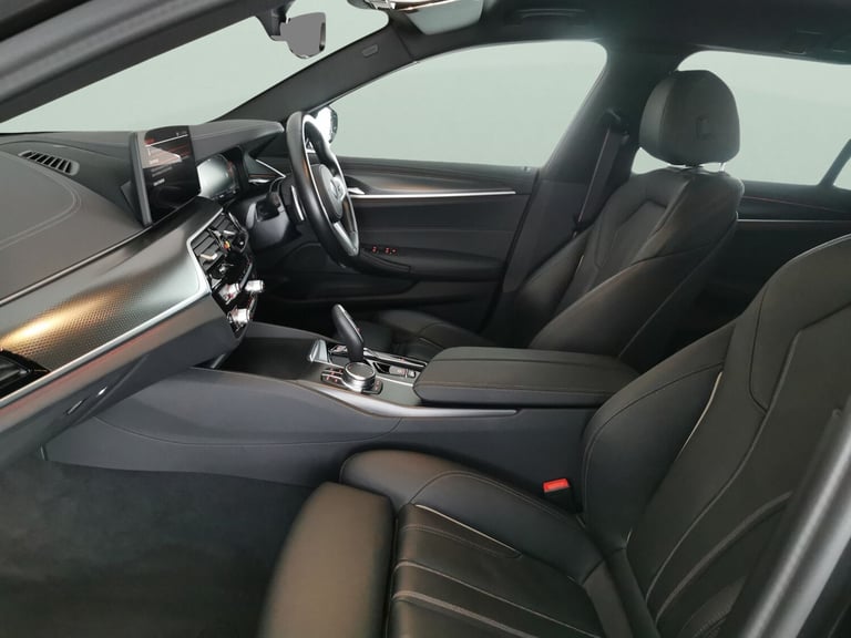 2023 BMW 5 Series 520d MHT M Sport 5dr Step Auto ESTATE DIESEL Automatic