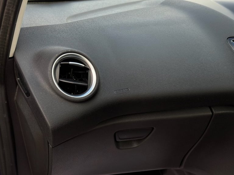 2015 Ford Fiesta 1.0T EcoBoost Zetec Hatchback 5dr Petrol Powershift Euro 6 (100 ps) Hatchback Pe...