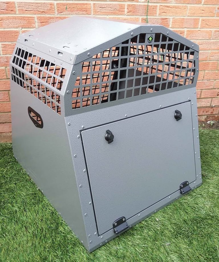 Trans K9 ( B40 - B41 - B44 - B45 ) Transport dog box (Lockable & Crash Tested) TransK9
