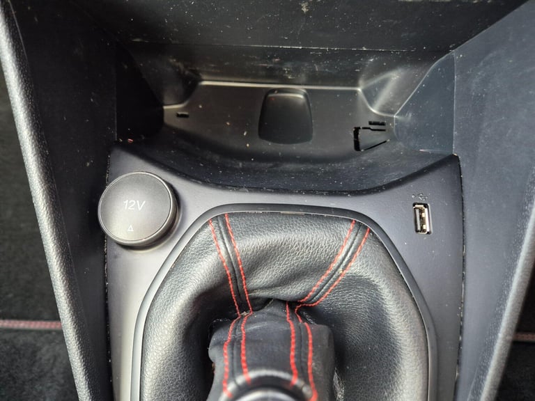  Ford Fiesta Fiesta ST-Line Vignale 5 door 1.0L EcoBoost 100PS FWD 6-Speed Manual Petrol Manual