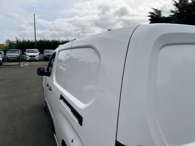 2021 Vauxhall Combo 1.5 Turbo D 2300 Sportive Panel Van 6dr Diesel Manual L2 H1 Euro 6 (100 ps) P...