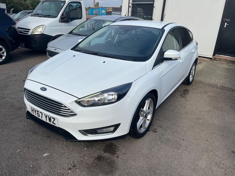 2017 Ford Focus 1.0T EcoBoost Titanium Euro 6 (s/s) 5dr HATCHBACK Petrol Manual