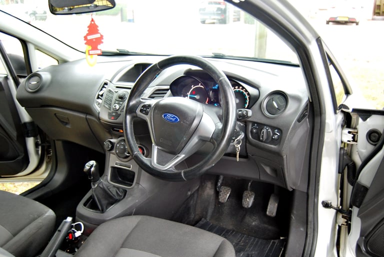 Ford, FIESTA, Car Derived Van, 2013, Manual, 1560 (cc)