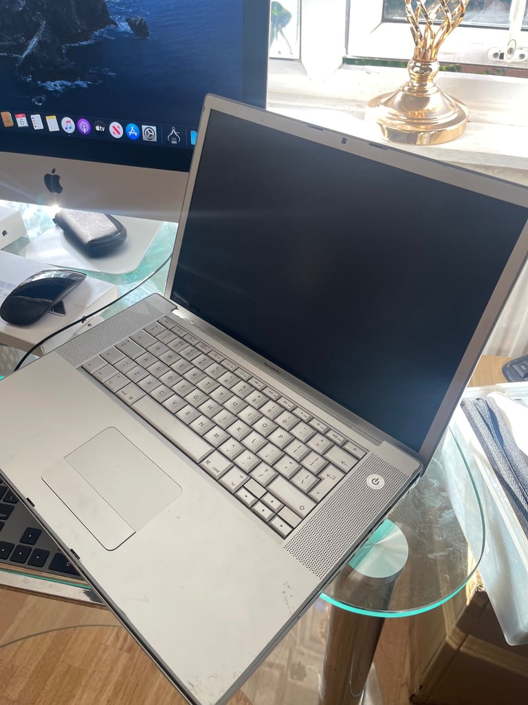 MacBooks Pro 15 Spares Or Repair 