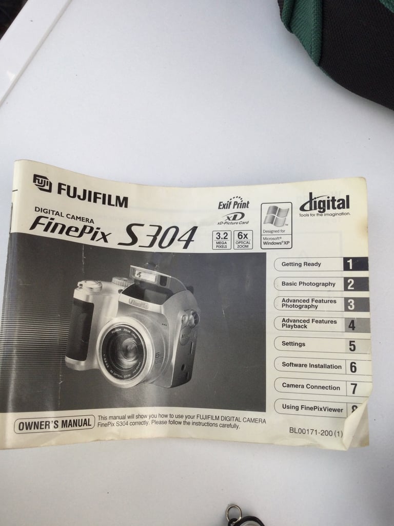Fujifilm digital camera S304