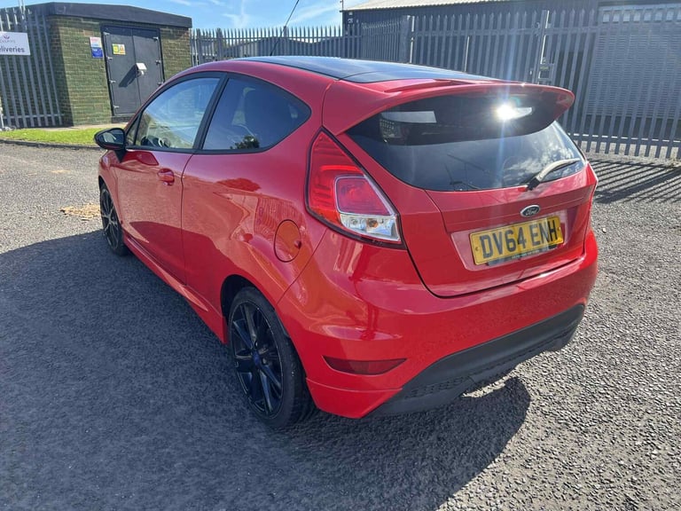 2014 Ford Fiesta 1.0 EcoBoost 140 Zetec S Red 3dr HATCHBACK Petrol Manual