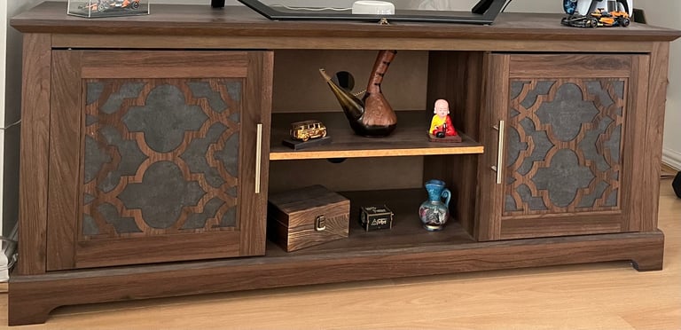 TV cabinet 