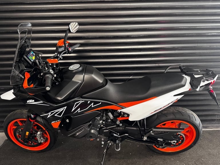 2024 KTM 890  SMT Tech Pack-Htd Grips-Exhaust Link Pipe