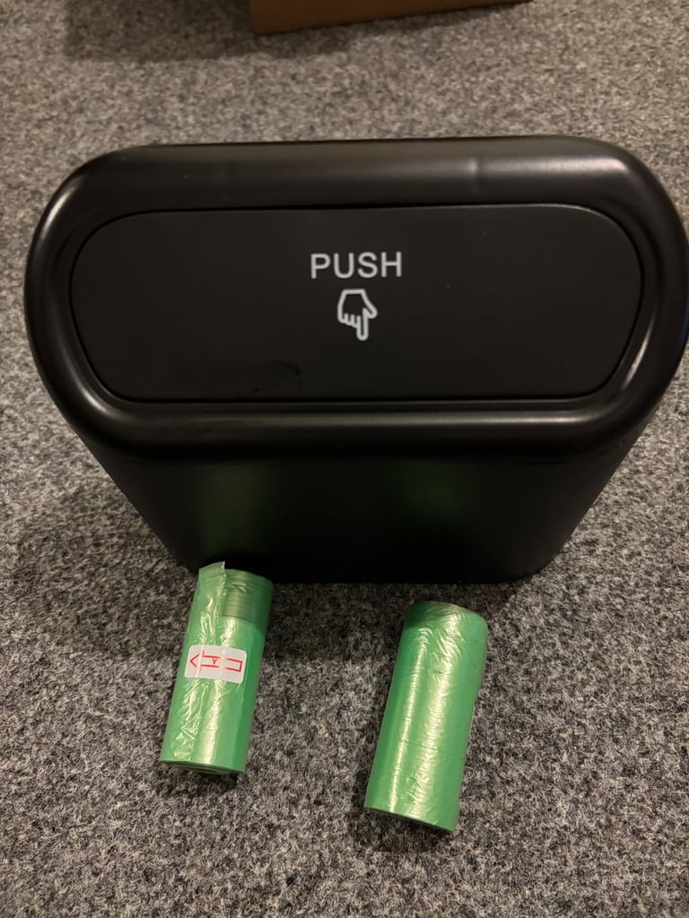 CAR TRASH CAN 