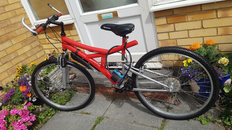 DUAL SUSPENSION 26" WHEEL BIKE 19" FRAME IN GOOD WORKING ORDER