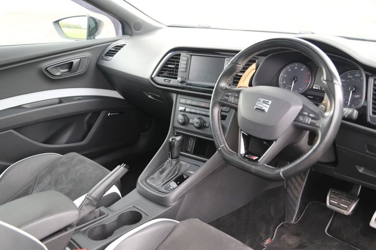 2016 SEAT Leon 2.0 TSI Cupra 290 Black Sport Coupe 3dr Petrol DSG Euro 6 (s/s) (290 ps) Hatchback...