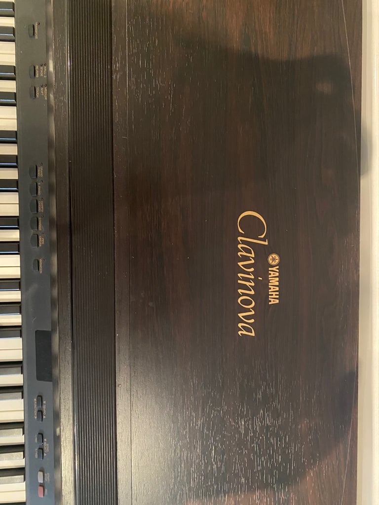 🎹 Yamaha Clavinova CLP-411 Digital Piano(Read desc)
