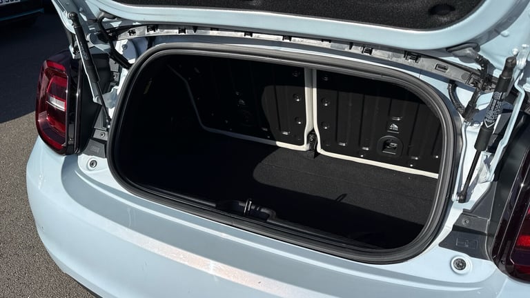 2022 Fiat 500e C 42kWh La Prima Convertible 2dr Electric Auto (118 ps) Convertible Electric Autom...