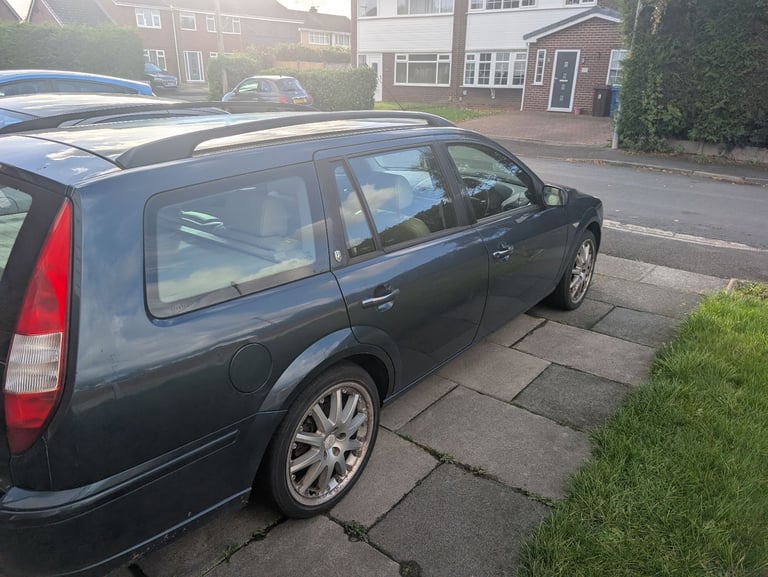 Ford, MONDEO, Estate, 2005, Manual, 2198 (cc), 5 doors