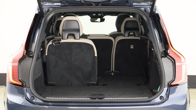 2025 Volvo XC90 2.0 B5P Plus Dark 5dr AWD Geartronic ESTATE PETROL Automatic