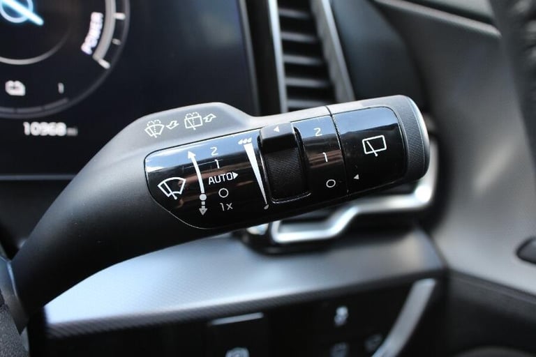 2025 Kia Sportage 1.6 H T Gdi Gt Line S Suv 5dr Petrol Hybrid Auto Euro 6 (s/s) (207 Bhp) ESTATE ...