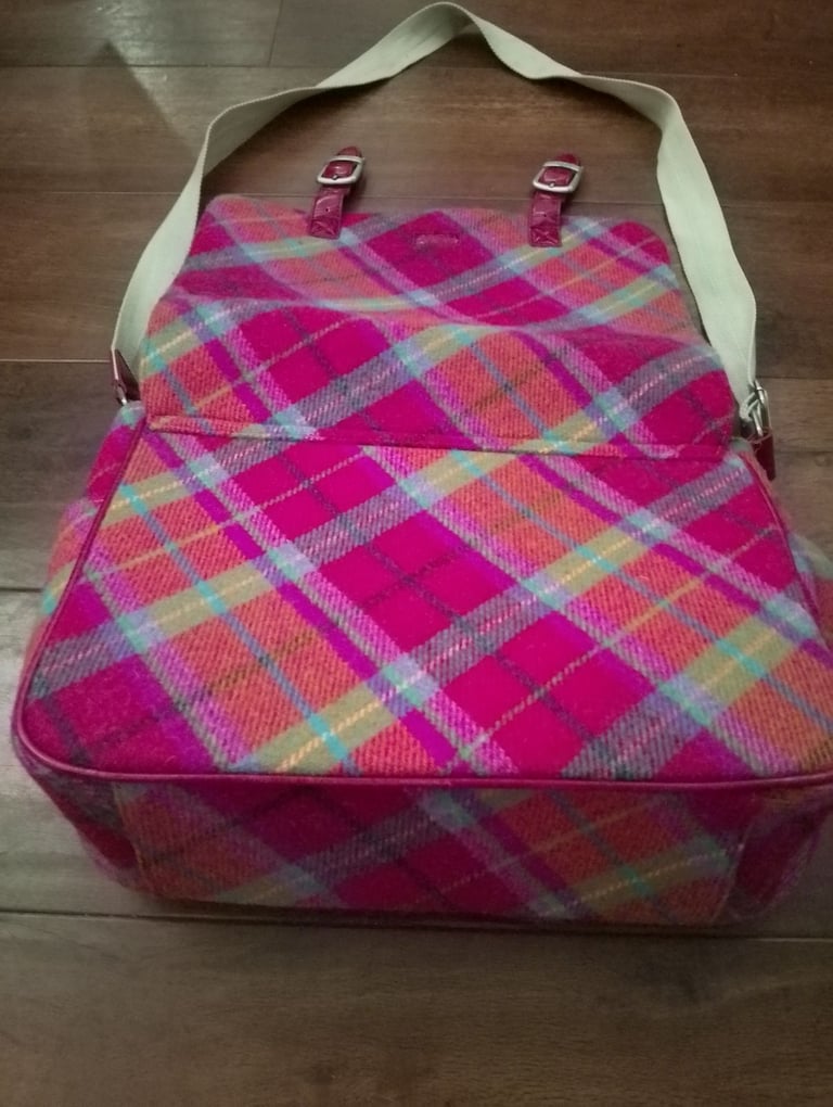 image for Ness satchel 