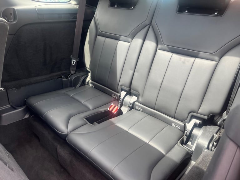 2020 Land Rover Discovery 3.0 SD V6 Landmark Edition Auto 4WD Euro 6 (s/s) 5dr ESTATE Diesel Auto...