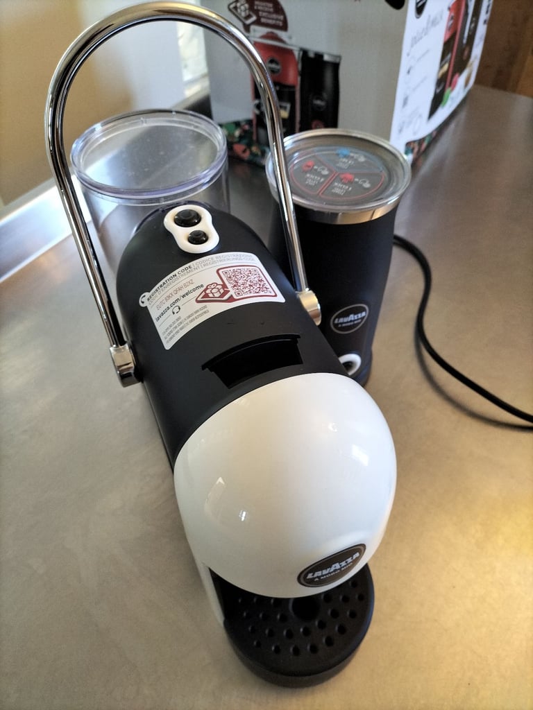 Lavazza Jollie  and Milk coffee pod machine