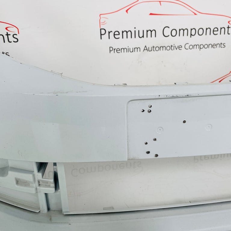 Skoda Octavia Front Bumper Genuine White Mk3 Se Face Lift 2017 - 2020 [ao62]