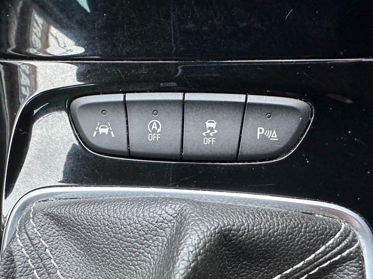 2020 Vauxhall Astra 1.2 Turbo 145 SRi VX-Line Nav 5dr HATCHBACK Petrol Manual